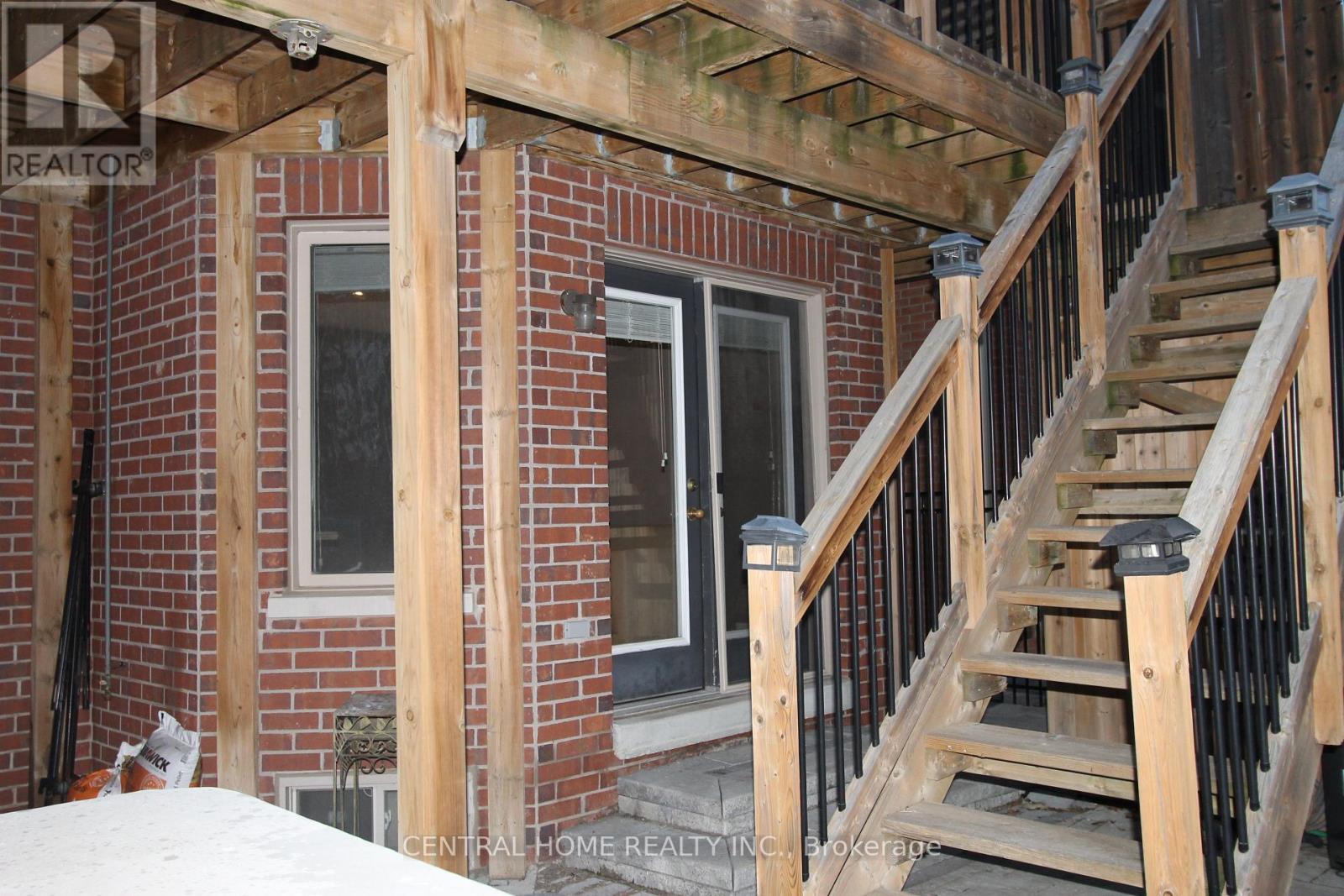 Source URL: https://ddfcdn.realtor.ca/listing/TS639112613179270000/reb82/highres/2/n12972852_4.jpg