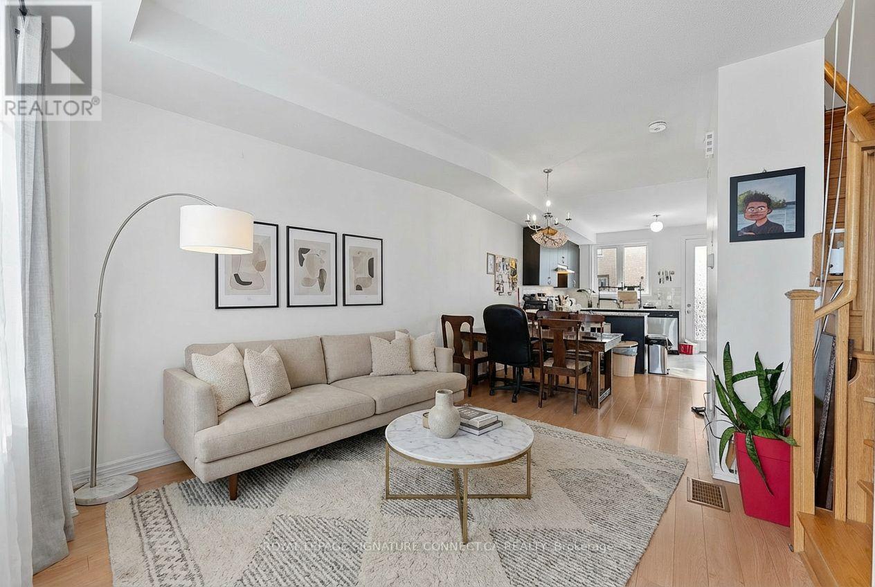 Source URL: https://ddfcdn.realtor.ca/listing/TS639112615890170000/reb82/highres/6/w12972866_1.jpg