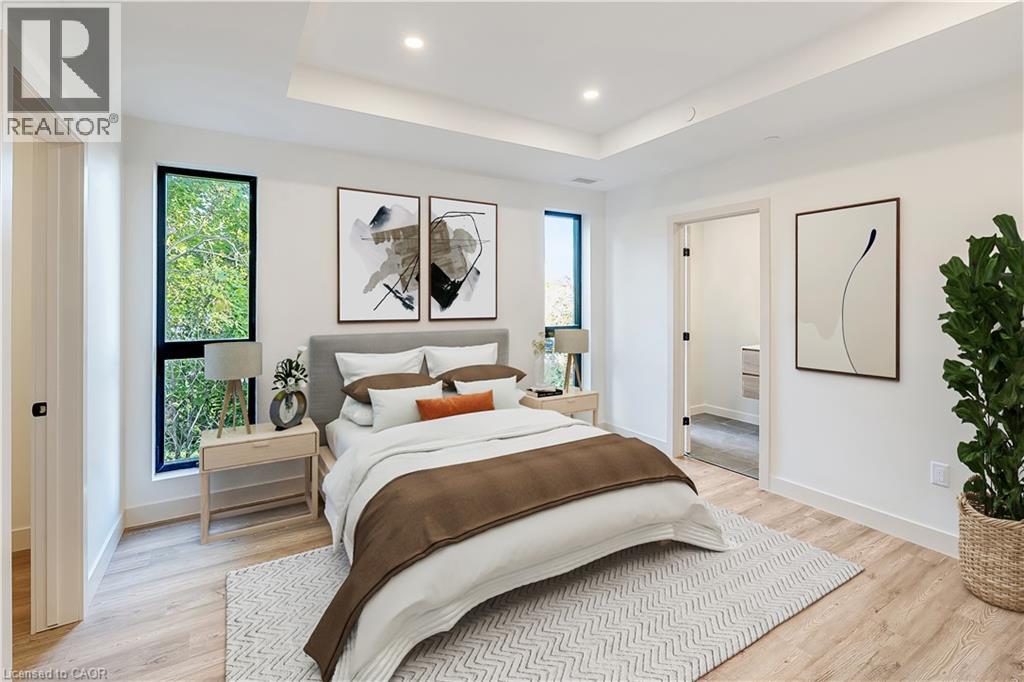 Source URL: https://ddfcdn.realtor.ca/listing/TS639112620436600000/reb14/highres/1/40818861_6.jpg