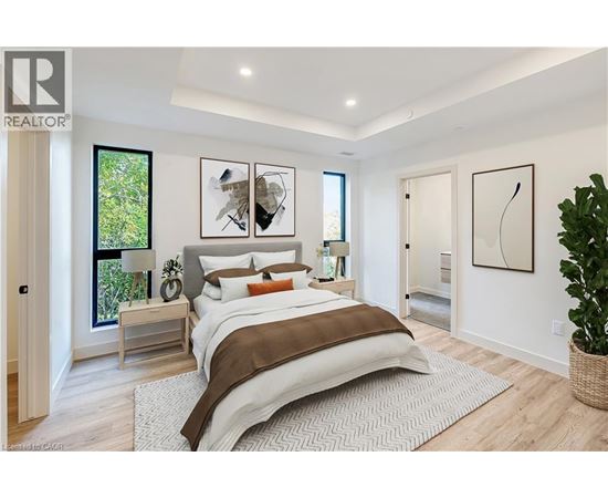 Source URL: https://ddfcdn.realtor.ca/listing/TS639112620436600000/reb14/highres/1/40818861_6.jpg