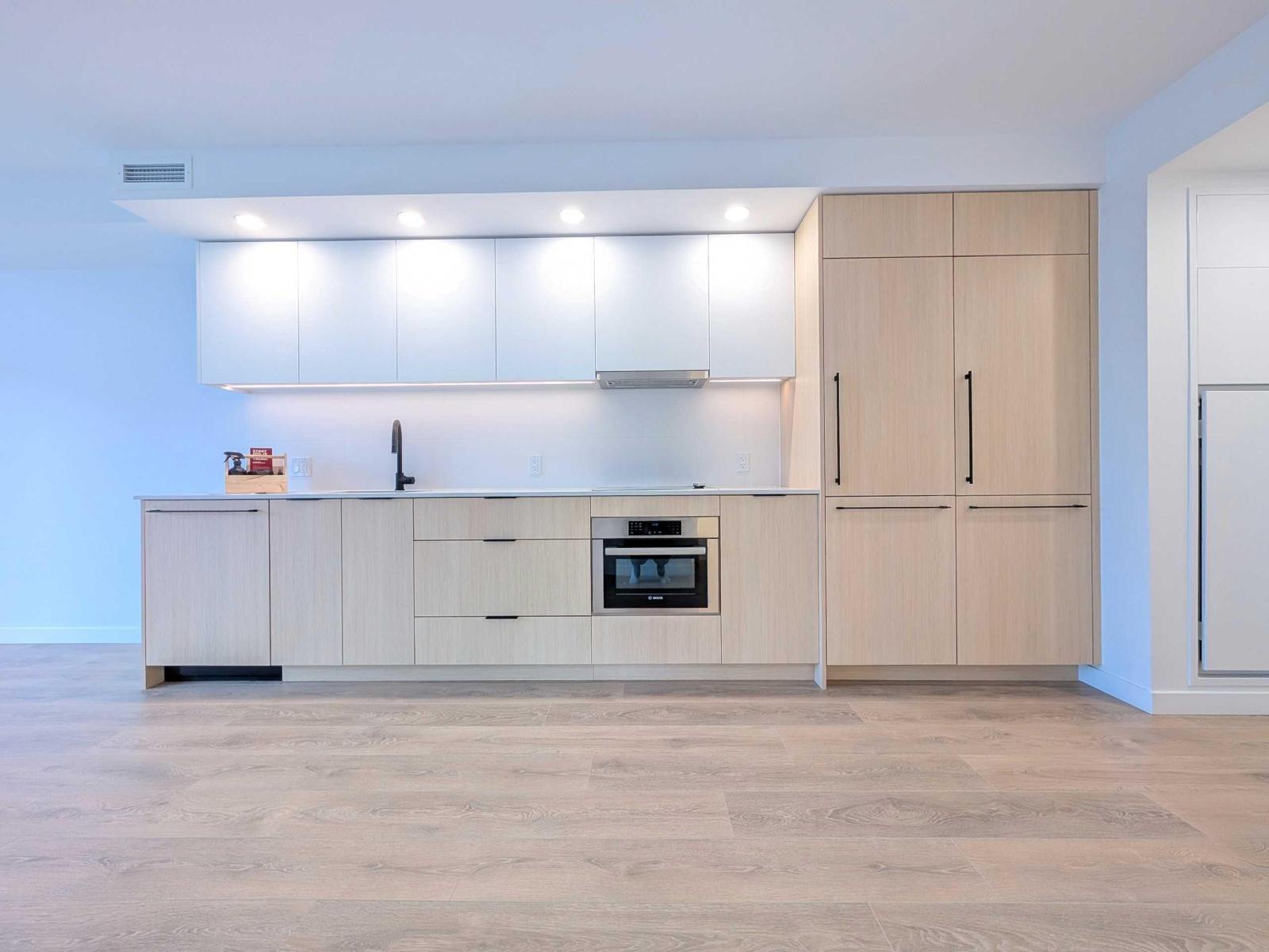 Source URL: https://ddfcdn.realtor.ca/listing/TS639112687088200000/reb6/highres/4/R3108724_1.jpg