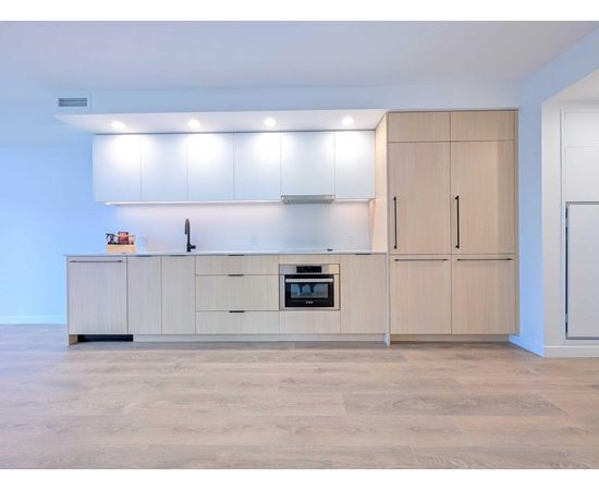 Source URL: https://ddfcdn.realtor.ca/listing/TS639112687088200000/reb6/highres/4/R3108724_1.jpg