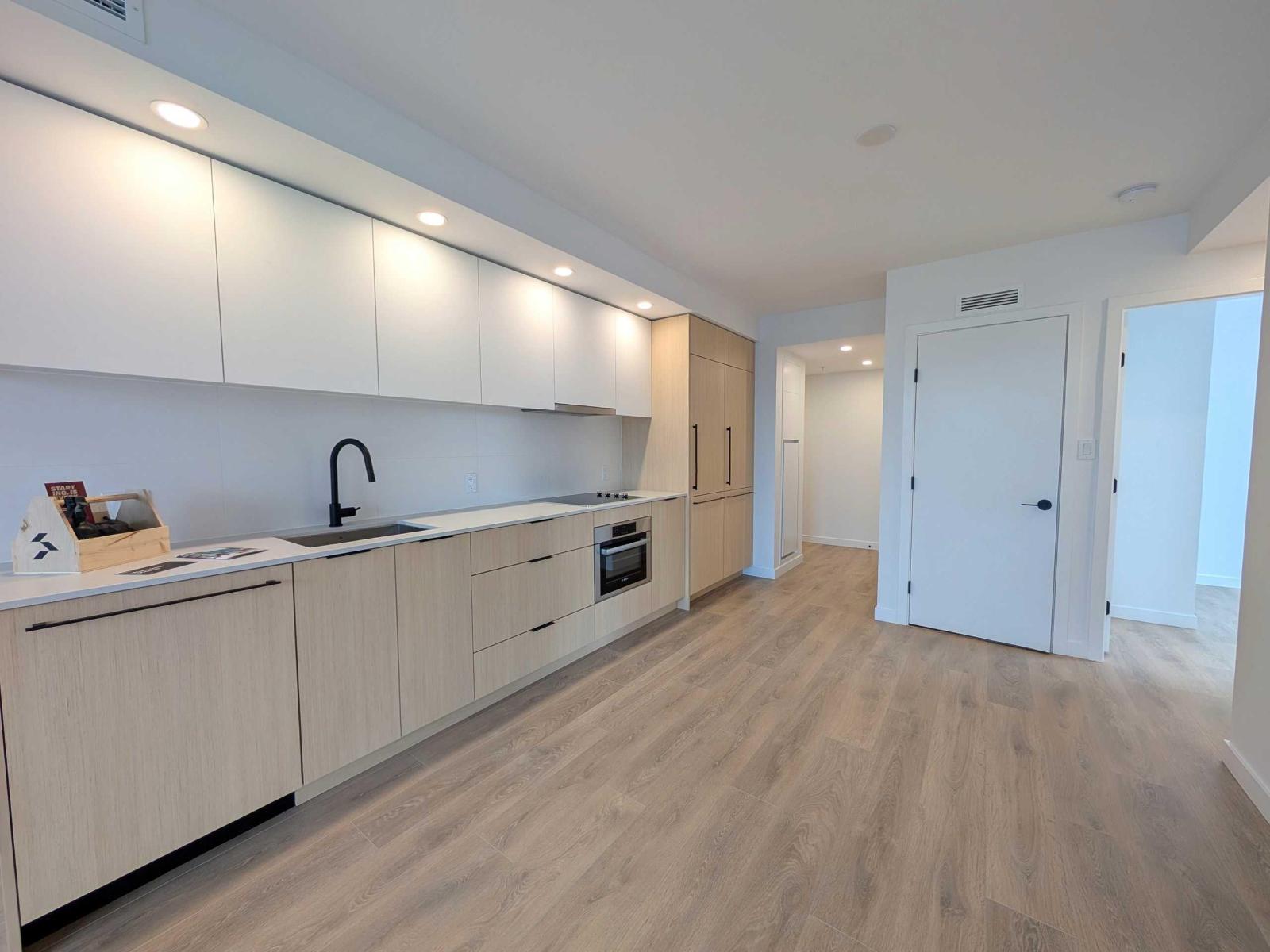Source URL: https://ddfcdn.realtor.ca/listing/TS639112687087200000/reb6/highres/4/R3108724_2.jpg