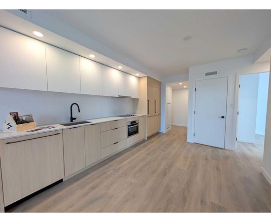 Source URL: https://ddfcdn.realtor.ca/listing/TS639112687087200000/reb6/highres/4/R3108724_2.jpg