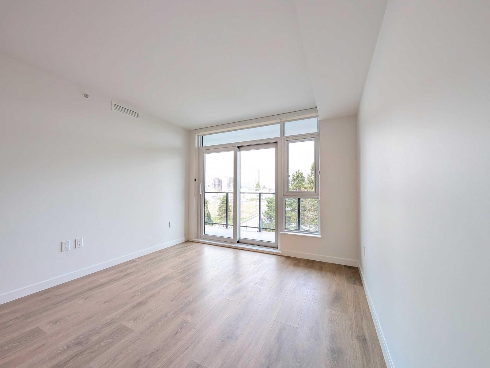 Source URL: https://ddfcdn.realtor.ca/listing/TS639112687053930000/reb6/highres/4/R3108724_3.jpg