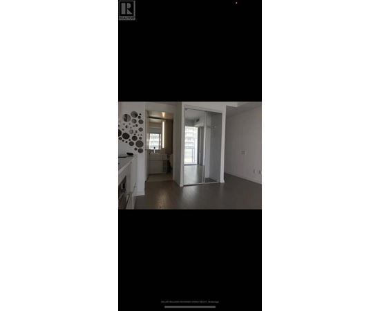 Source URL: https://ddfcdn.realtor.ca/listing/TS639112628067000000/reb82/highres/8/c12972998_3.jpg