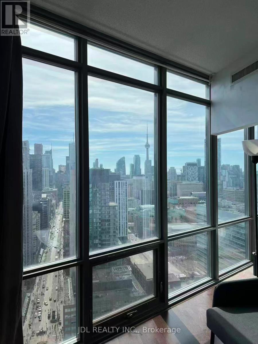 Source URL: https://ddfcdn.realtor.ca/listing/TS639112628075000000/reb82/highres/8/c12973138_6.jpg