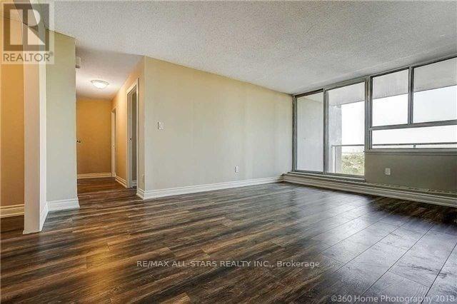 Source URL: https://ddfcdn.realtor.ca/listing/TS639112628848770000/reb82/highres/4/e12973184_9.jpg