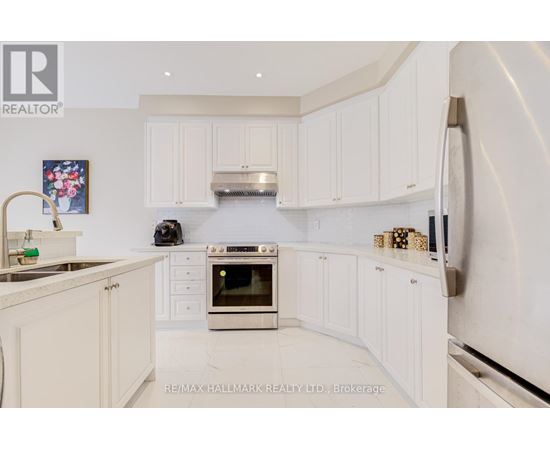 Source URL: https://ddfcdn.realtor.ca/listing/TS639112630193300000/reb82/highres/6/n12972916_17.jpg