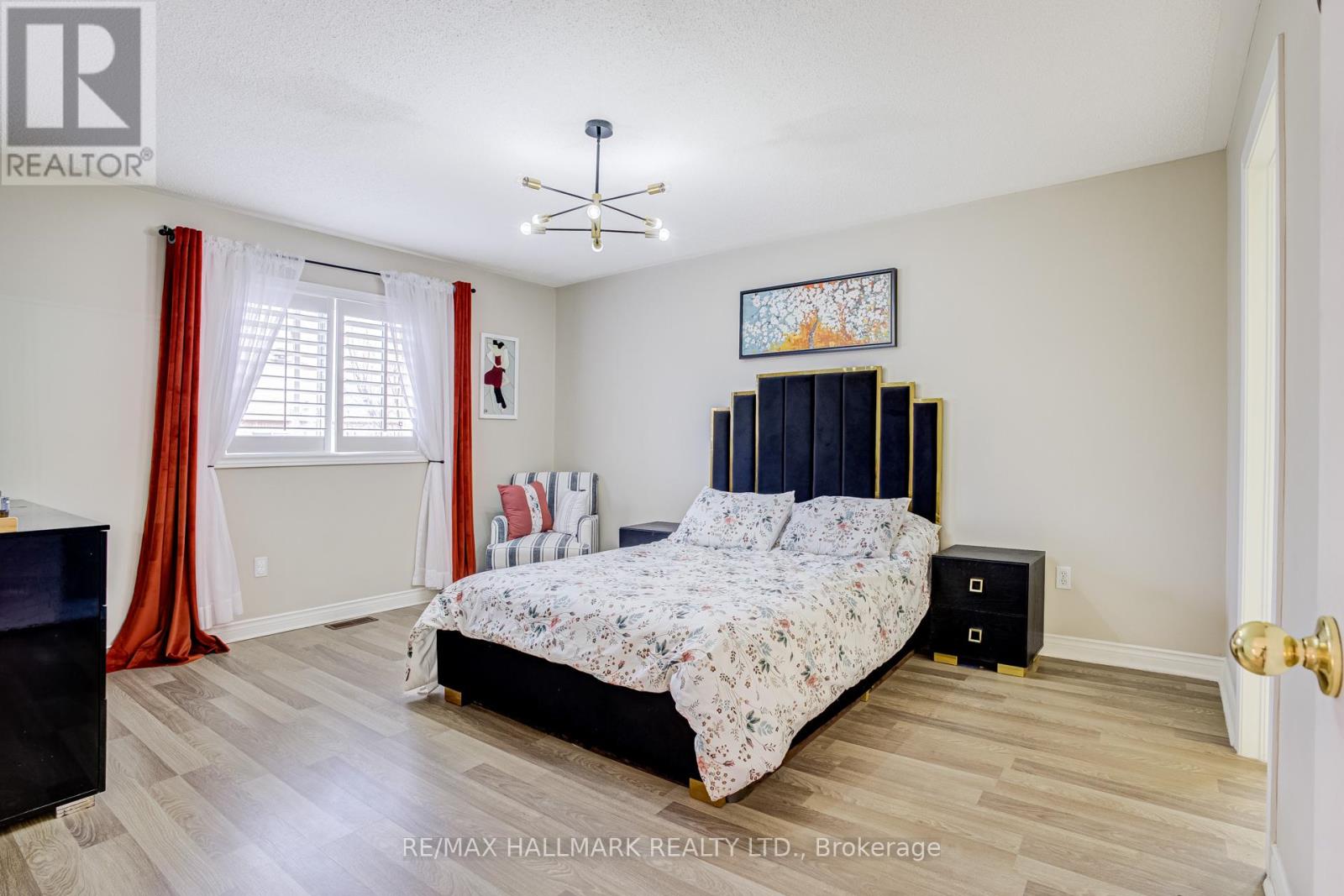 Source URL: https://ddfcdn.realtor.ca/listing/TS639112630193300000/reb82/highres/6/n12972916_24.jpg