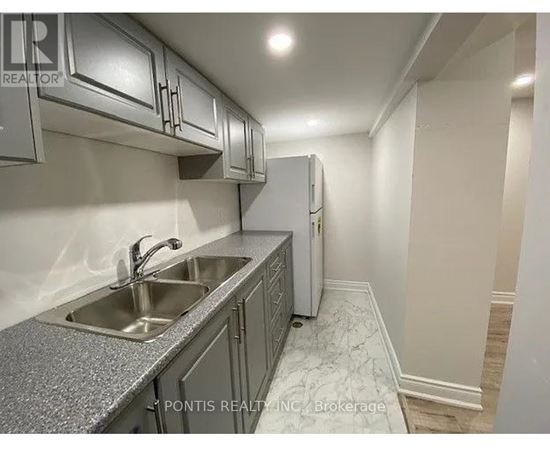 Source URL: https://ddfcdn.realtor.ca/listing/TS639112632981100000/reb82/highres/6/w12973106_1.jpg
