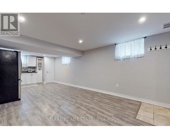 Source URL: https://ddfcdn.realtor.ca/listing/TS639112634847930000/reb82/highres/6/x12973156_5.jpg