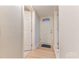 Source URL: https://ddfcdn.realtor.ca/listing/TS639112635011330000/reb6/highres/0/R3108740_2.jpg