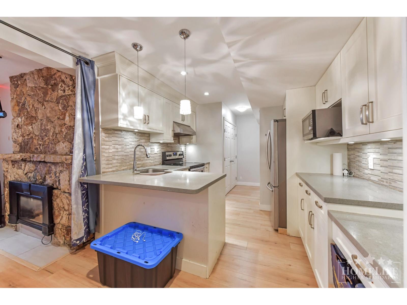 Source URL: https://ddfcdn.realtor.ca/listing/TS639112635011330000/reb6/highres/0/R3108740_5.jpg