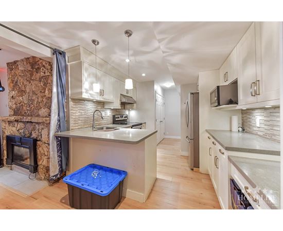 Source URL: https://ddfcdn.realtor.ca/listing/TS639112635011330000/reb6/highres/0/R3108740_5.jpg