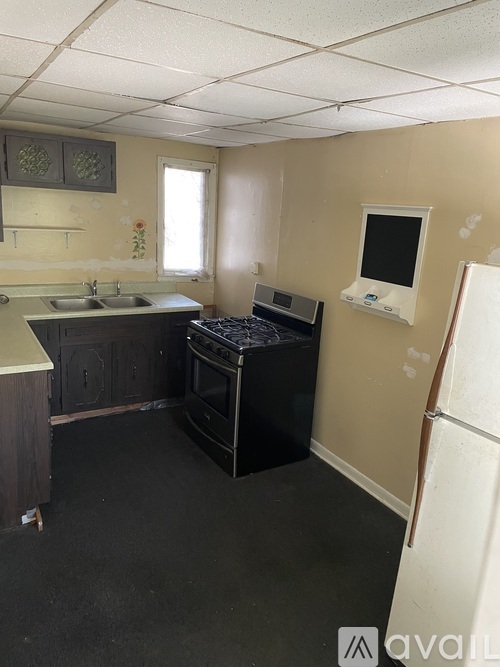 98 Iowa St 2 Beds Apartment for Rent - Photo gallery 3