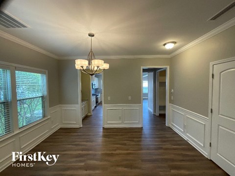 443 Summergate Drive 3 Beds Apartment for Rent