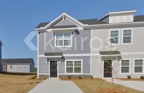 2541 Banyon Cir 3 Beds Apartment for Rent