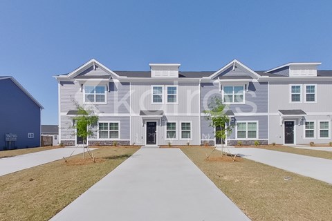 2453 Banyon Cir 3 Beds Apartment for Rent