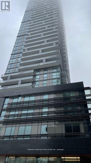 A tall building with a sign that reads "REALTY".