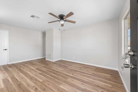 2024 Sweetbrier Street 4 Beds Apartment for Rent