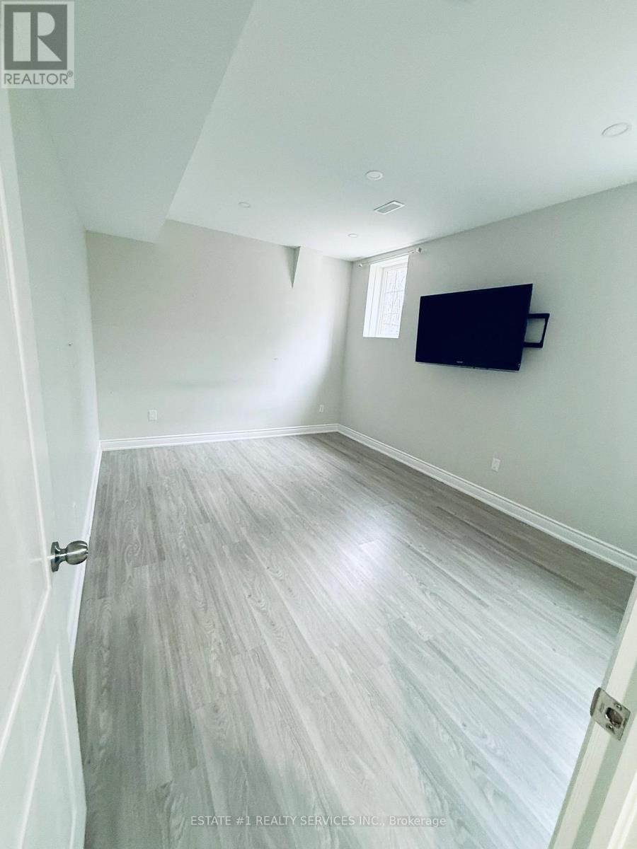 BSMT1 - 14599 5 SIDE ROAD ROAD 2 Beds House for Rent - Photo gallery 4