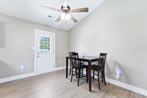 304 Rowland Ct 3 Beds Apartment for Rent