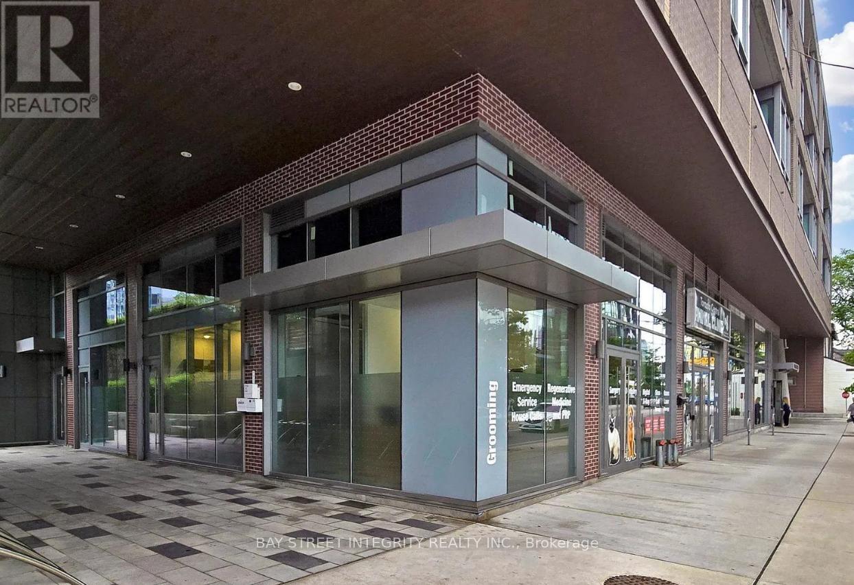 A building with a sign that says "REALTOR" on it.