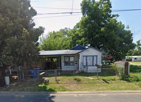 104 Forrest St. 2 Beds Apartment for Rent