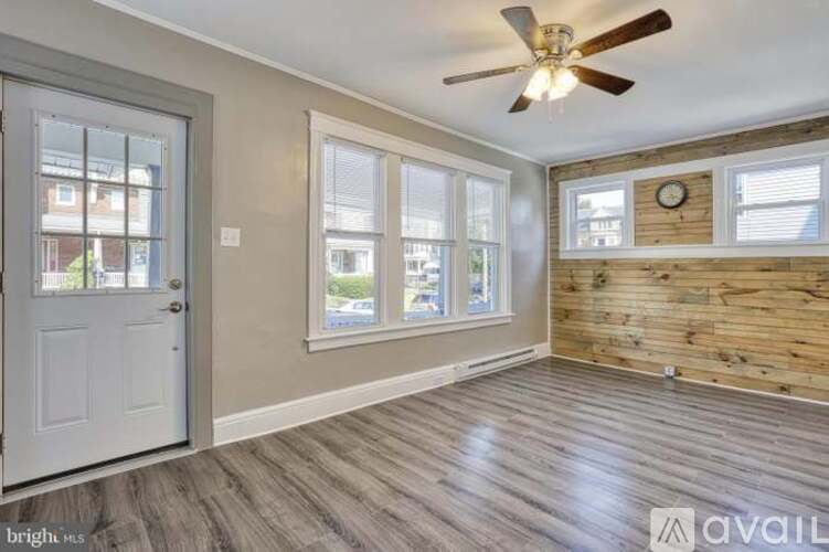 50 South Royal Street 3 Beds Single Family Home for Rent - Photo gallery 1