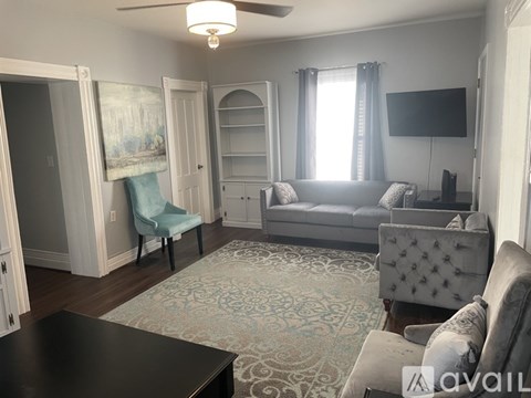 816 Boyd St 2 Beds Apartment for Rent