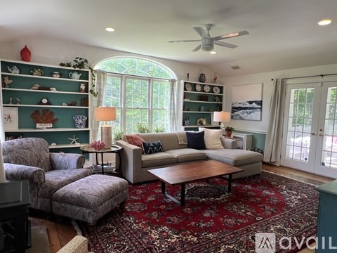 269 Farmingville Road 4 Beds Apartment for Rent
