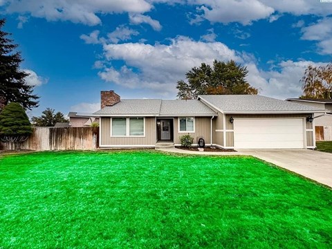322 N Nevada Pl 3 Beds Apartment for Rent