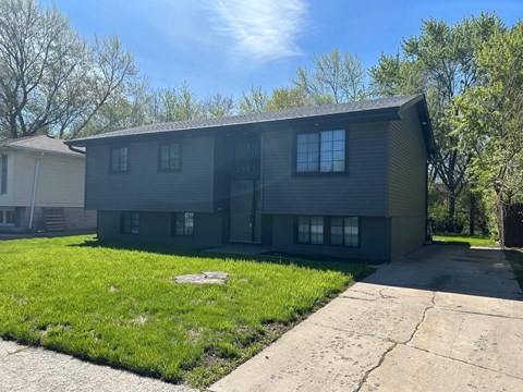 1033 E. 51St Place 4 Beds Apartment for Rent