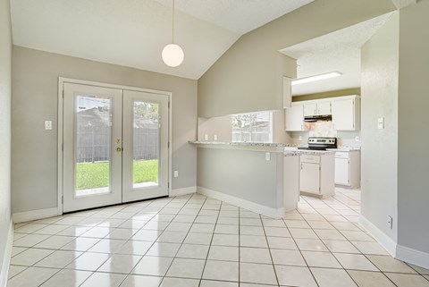 30 Imogene 3 Beds Apartment for Rent