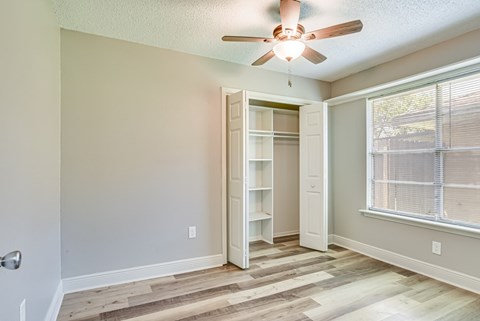 30 Imogene 3 Beds Apartment for Rent