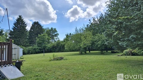 N Sylvan Ave 3 Beds Apartment for Rent