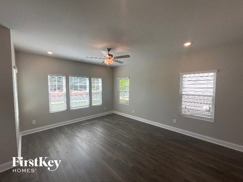 776 Lightrail Drive 3 Beds Apartment for Rent