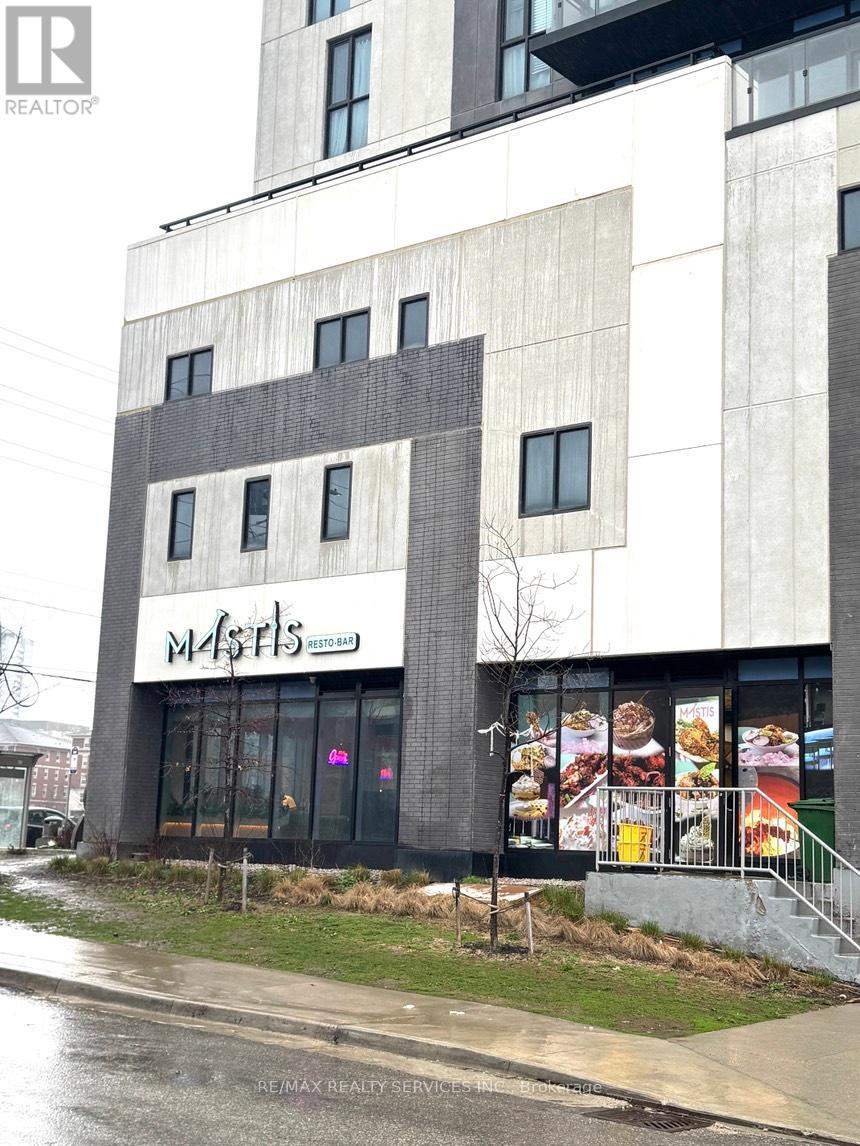 A building with a sign that says "MASTERS" on it.