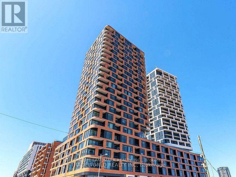 A tall building with the words "REALTOR" on it.