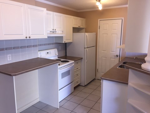 THE PILLARS 2 Beds Apartment for Rent