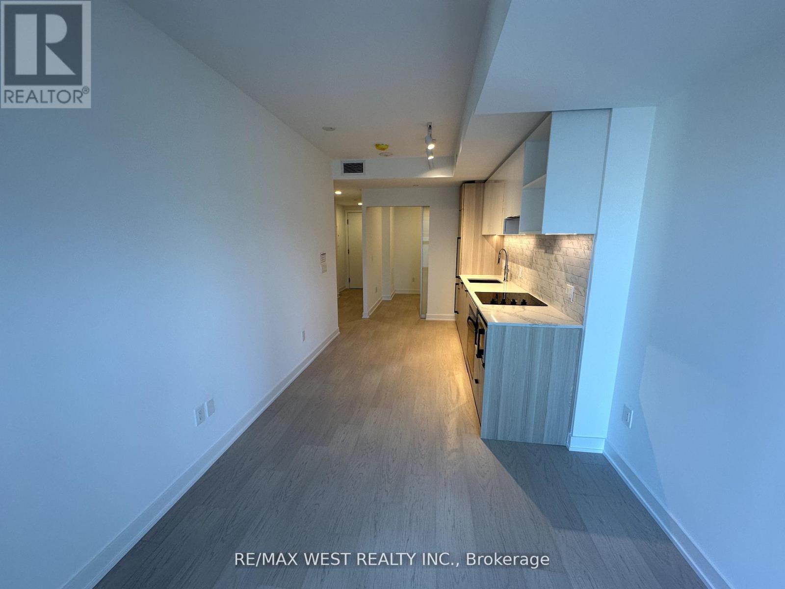 A brokerage office for RE/MAX West Realty Inc.