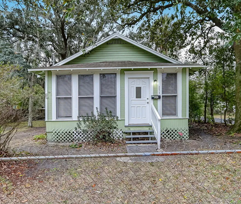 2670 Lowell Avenue 2 Beds Apartment for Rent