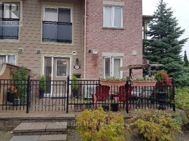A building with a sign that says "REALTOR" on the window.