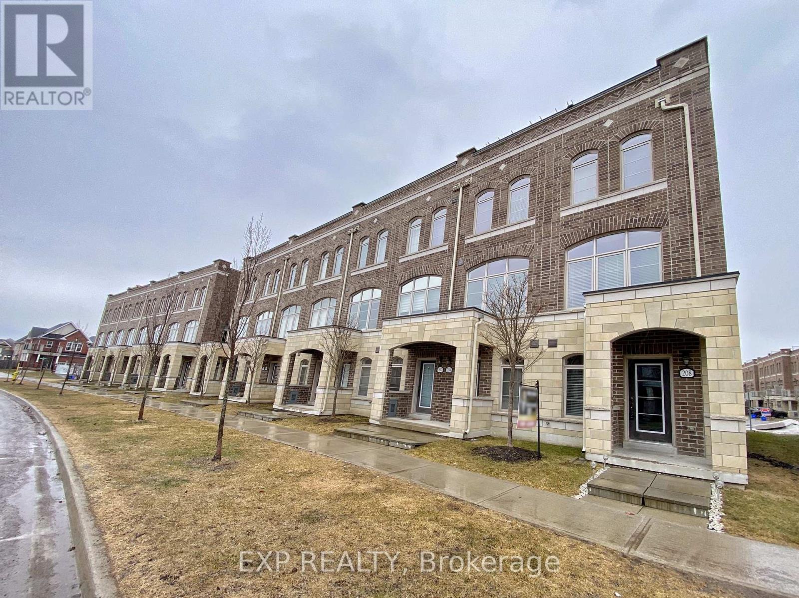 A building with the words EXP Realty Brokerage on the front.