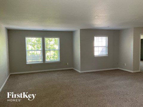 727 Sinclair Drive 4 Beds Apartment for Rent