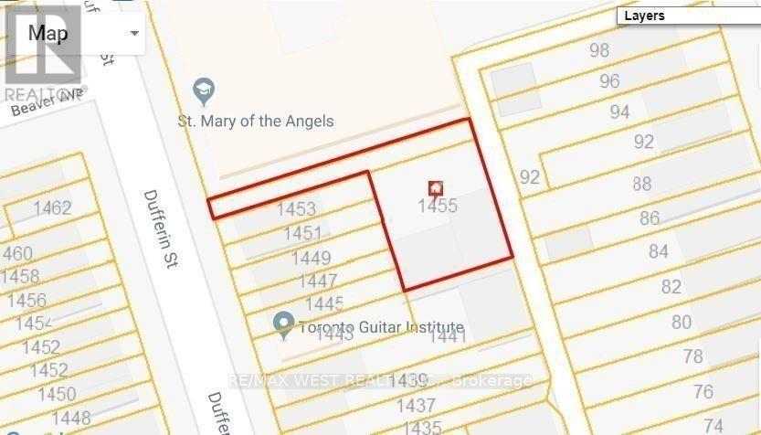 A map shows a red outlined area with a red square in the middle, surrounded by street names and numbers.