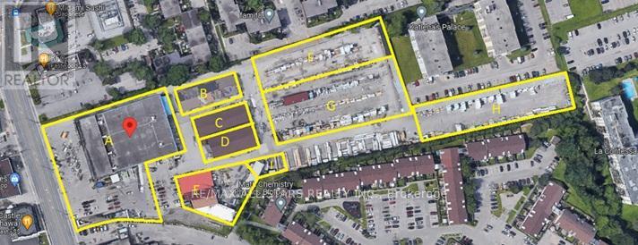 A satellite image shows a large yellow area with a red marker in the middle.