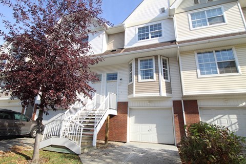 85 Tuscany Springs Gardens NW 2 Beds Apartment for Rent
