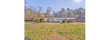 3/1.5 1452 sqft